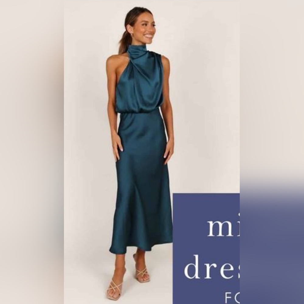 Sleeveless Teal Satin Midi Dress with High Neck